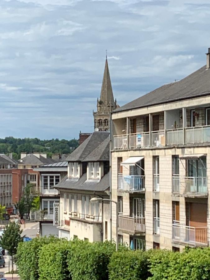 Апартаменты Au Coeur De Lisieux 83 M2 Et Vue Sur La Basilique Экстерьер фото